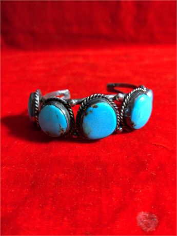 Sterling silver and turquoise-like stone bracelet 34.1 g