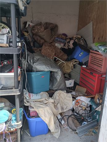 Contents of 8'x10' Storage Unit BN-38, in Park Isles Plaza