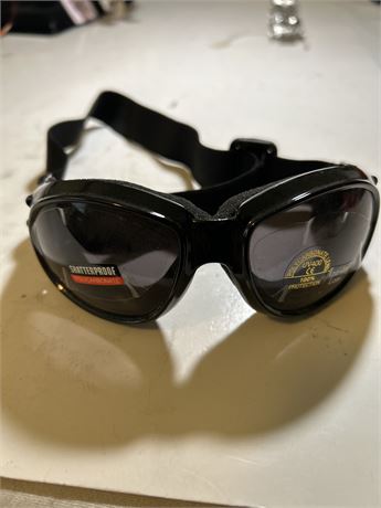 Shatterproof Polycarbonate Glasses (L(