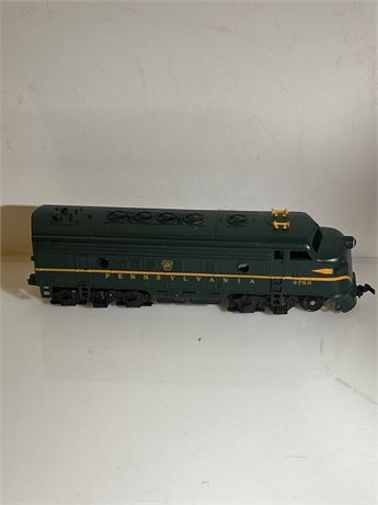 HO Scale Tyco Mantua Powered Diesel Locomotive Pennsylvania 9769(L)